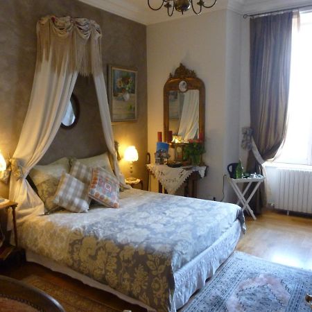 Le Petit Chateau - Tiffauges Proche Puy Dufou Esterno foto