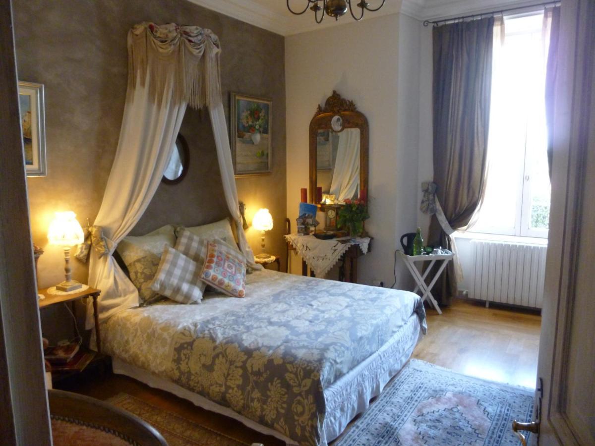 Le Petit Chateau - Tiffauges Proche Puy Dufou Esterno foto