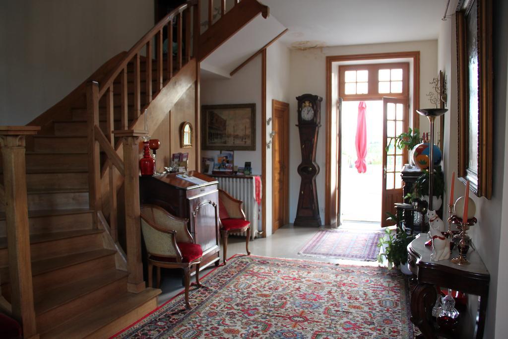 Le Petit Chateau - Tiffauges Proche Puy Dufou Esterno foto