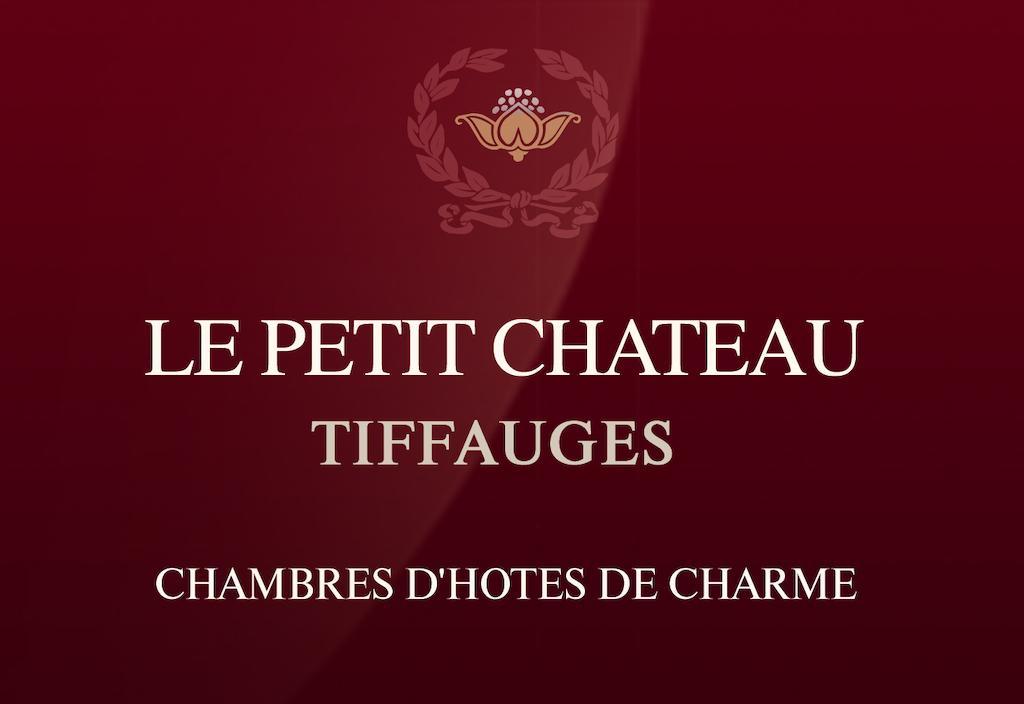 Le Petit Chateau - Tiffauges Proche Puy Dufou Esterno foto
