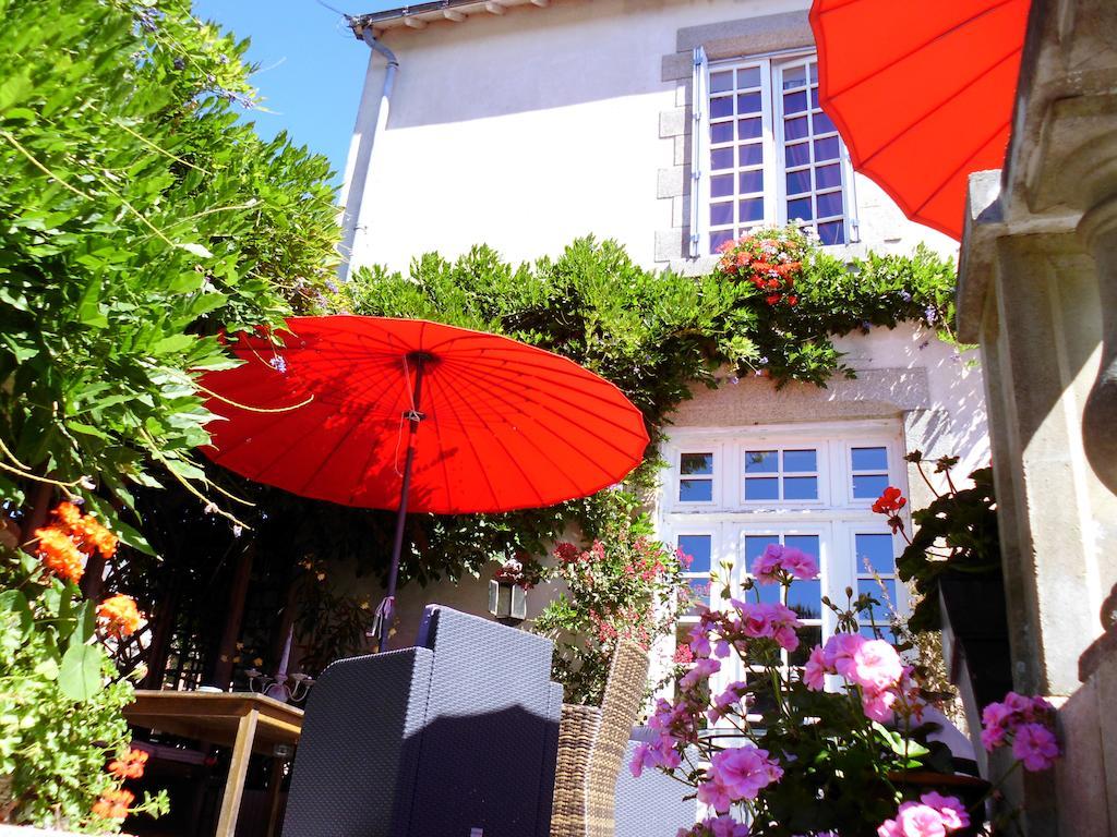 Le Petit Chateau - Tiffauges Proche Puy Dufou Esterno foto